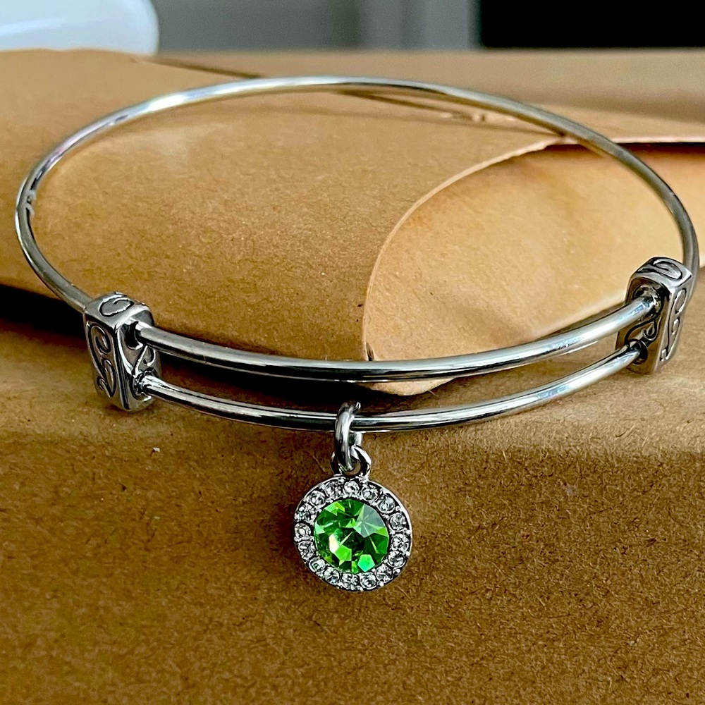 Women’s Bangle bracelet
